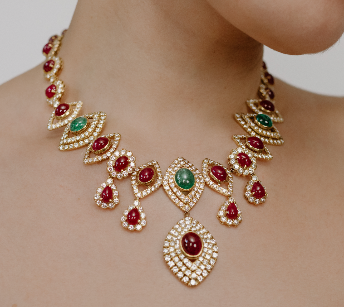 18k Gold, Ruby, Emerald, and Diamond Necklace – Anthonys Fine Art