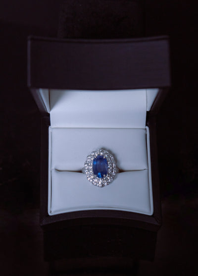 Saphire and Diamond Ring