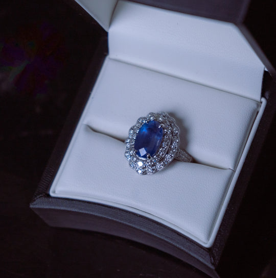 Saphire and Diamond Ring